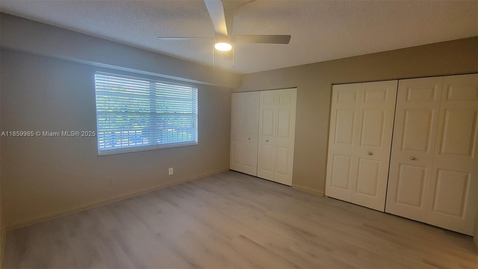 3300 W Rolling Hills Cir # 303