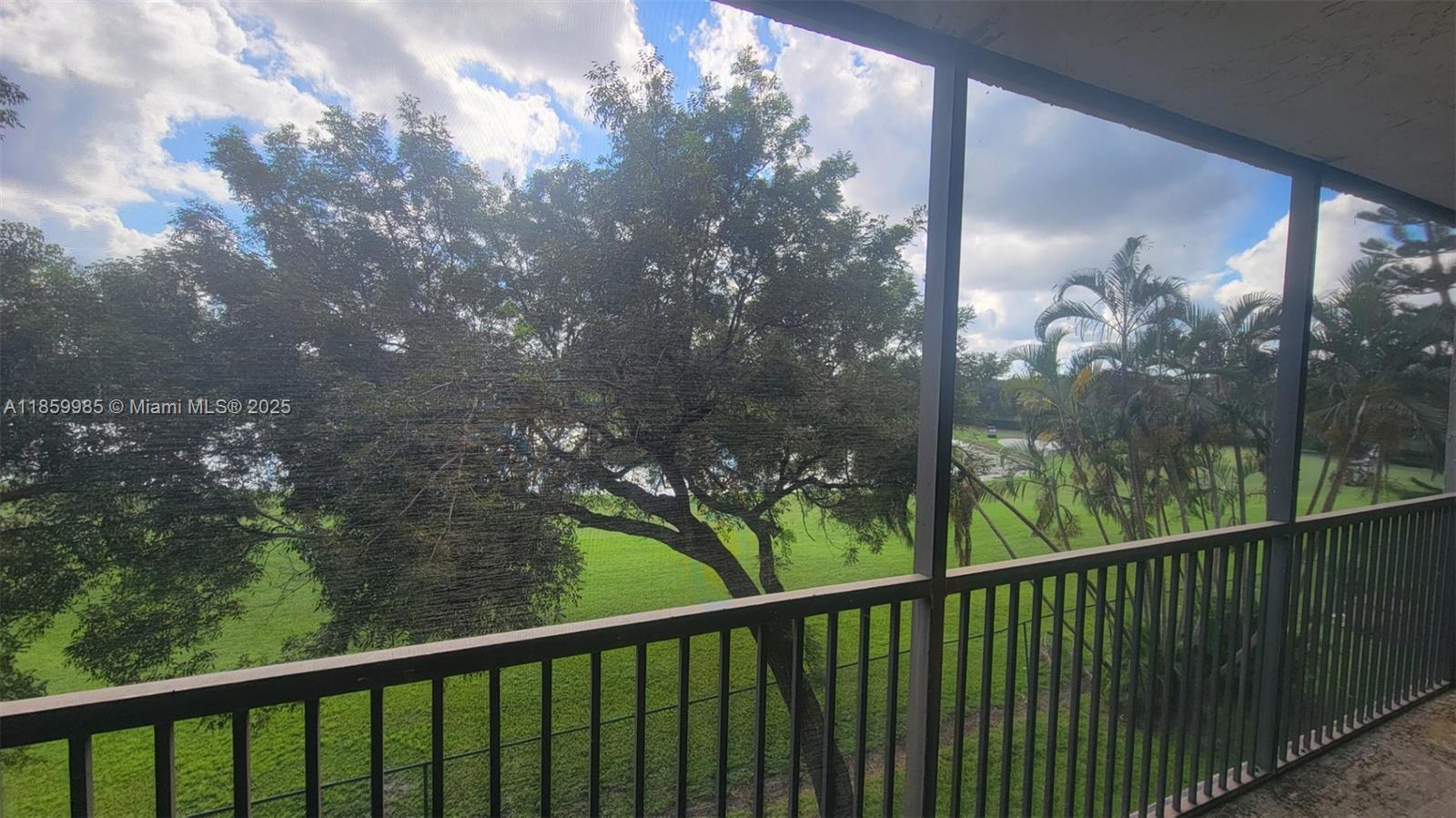 3300 W Rolling Hills Cir # 303