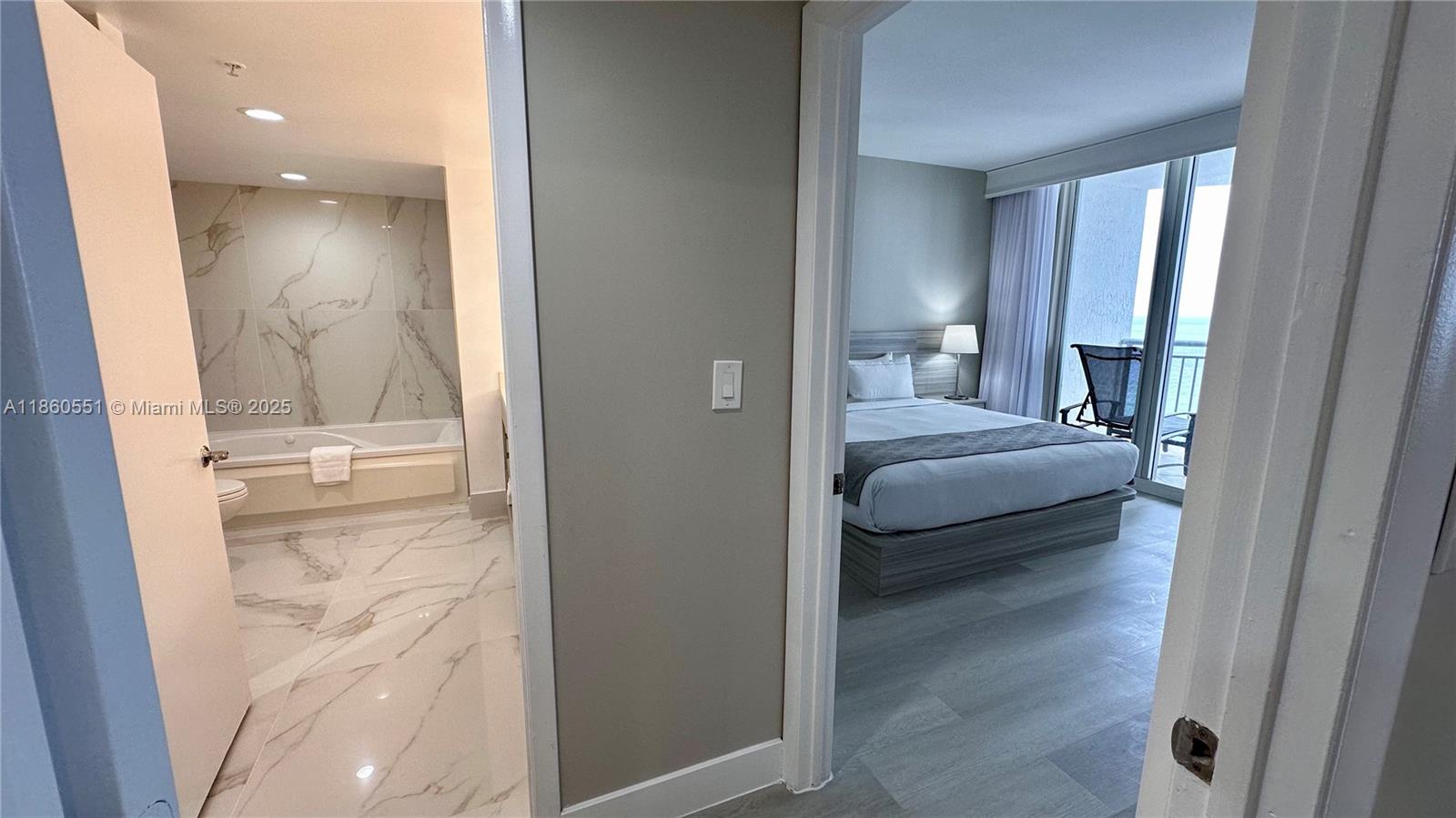 17375 Collins Ave # 2003