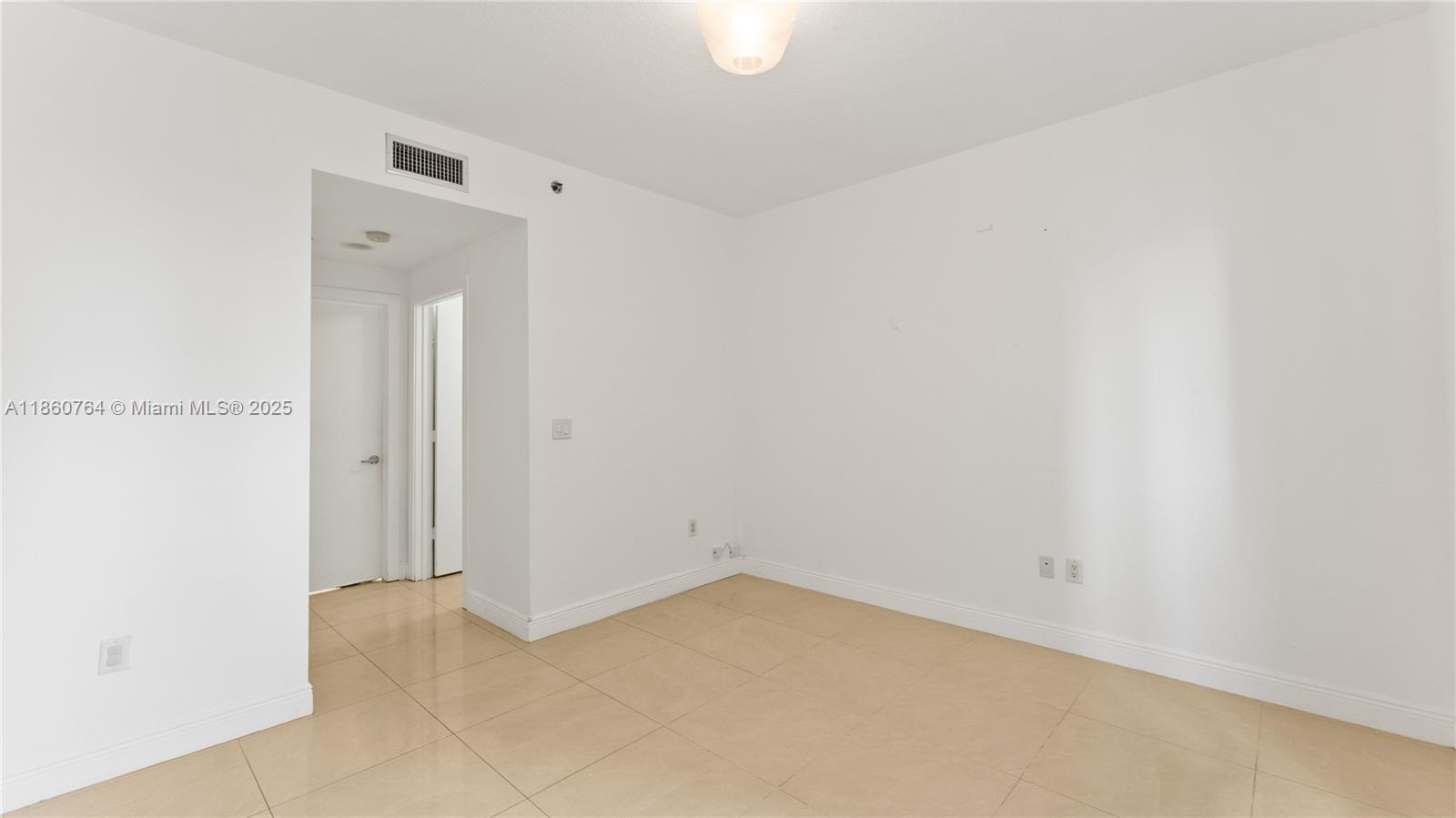 1050 Brickell Ave # 2620