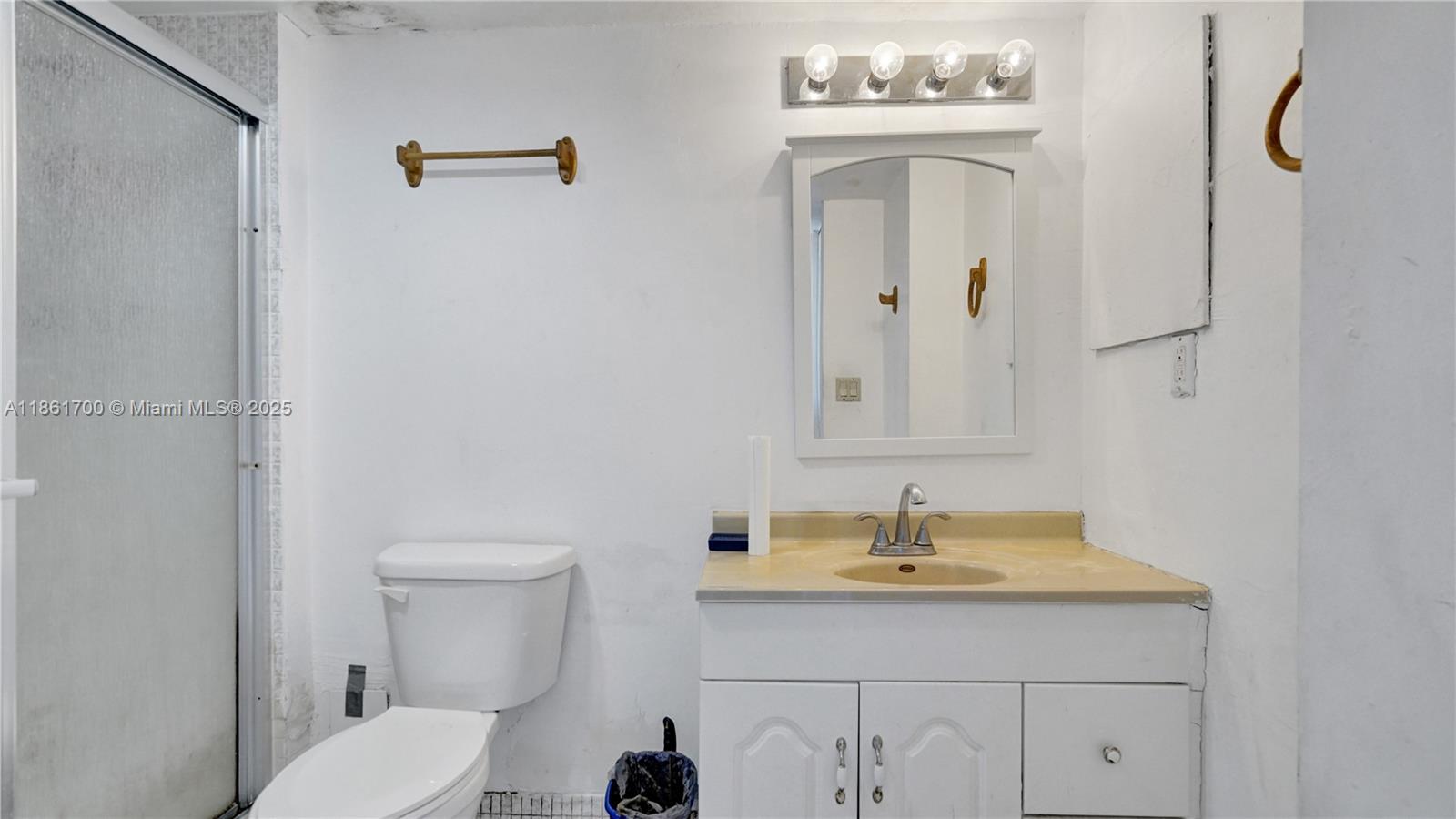 3101 N Country Club Dr # 401