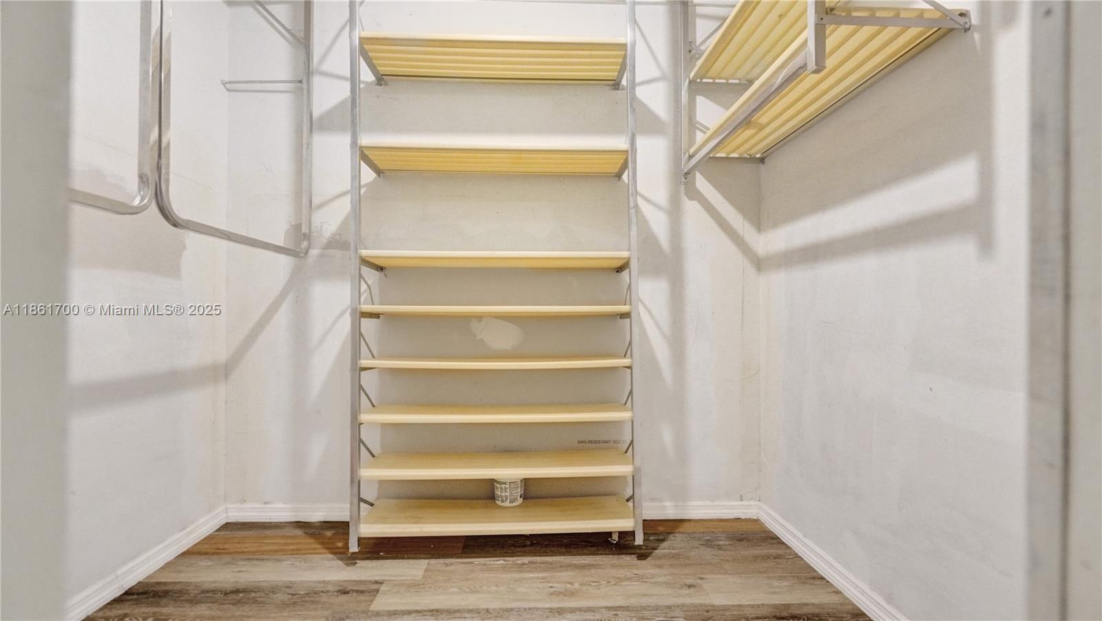 3101 N Country Club Dr # 401