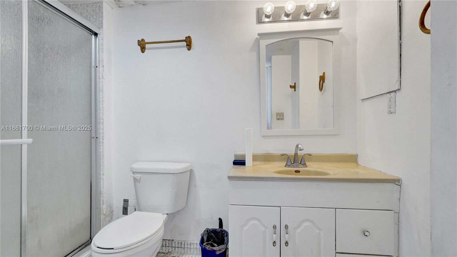 3101 N Country Club Dr # 401