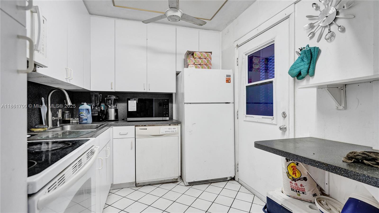 3101 N Country Club Dr # 401