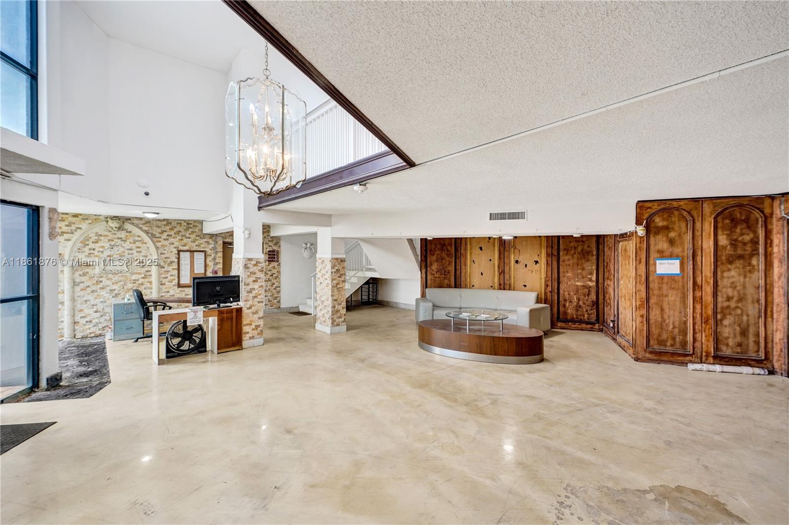 2025 NE 164th St # 716