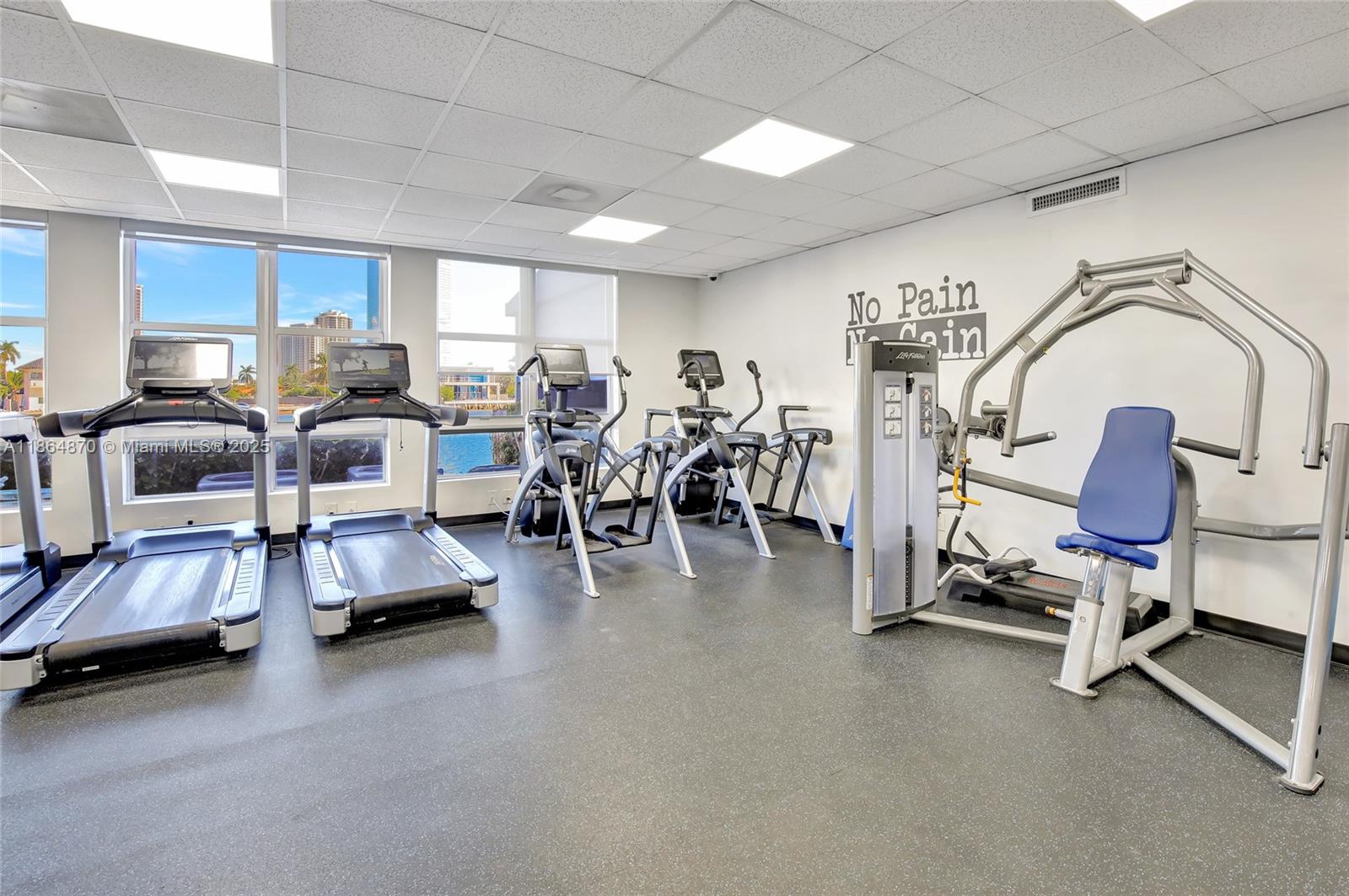 19101 NE 36th Ct # 206