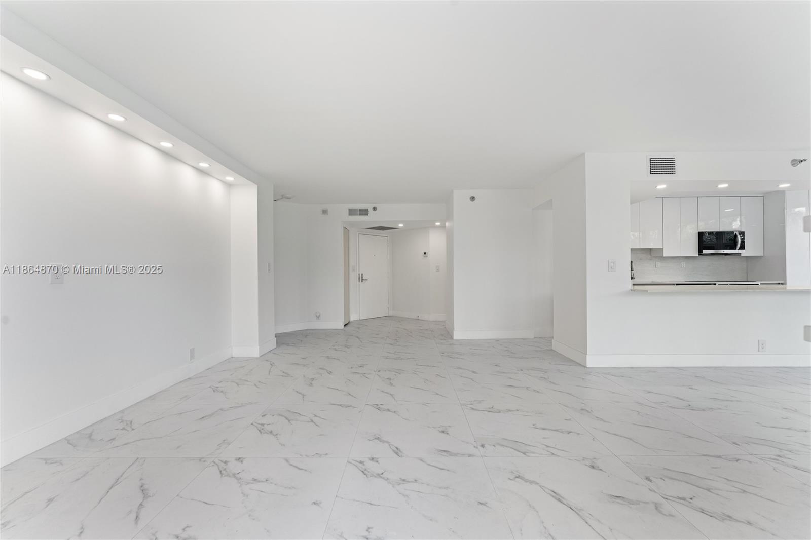 19101 NE 36th Ct # 206