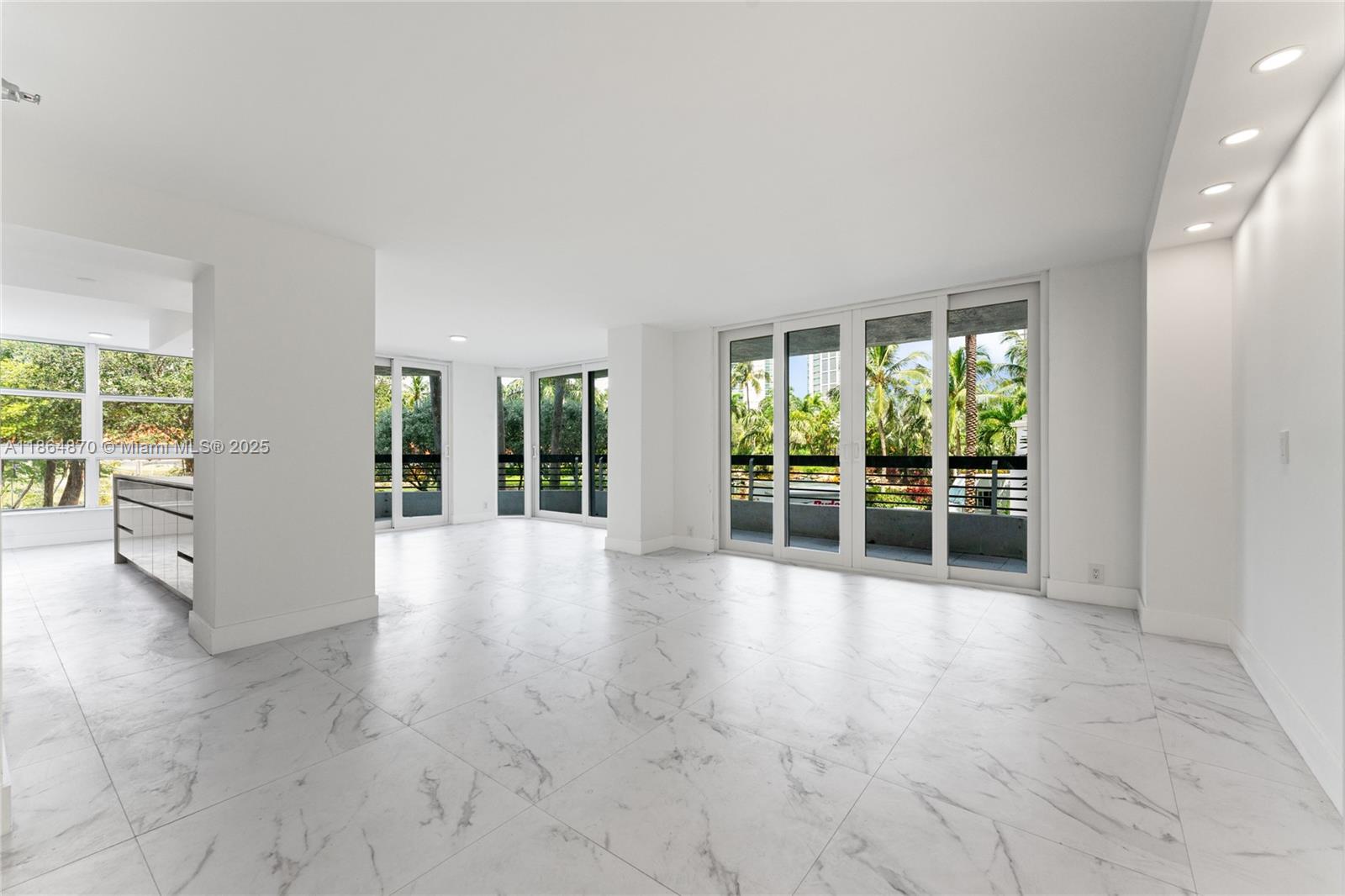 19101 NE 36th Ct # 206