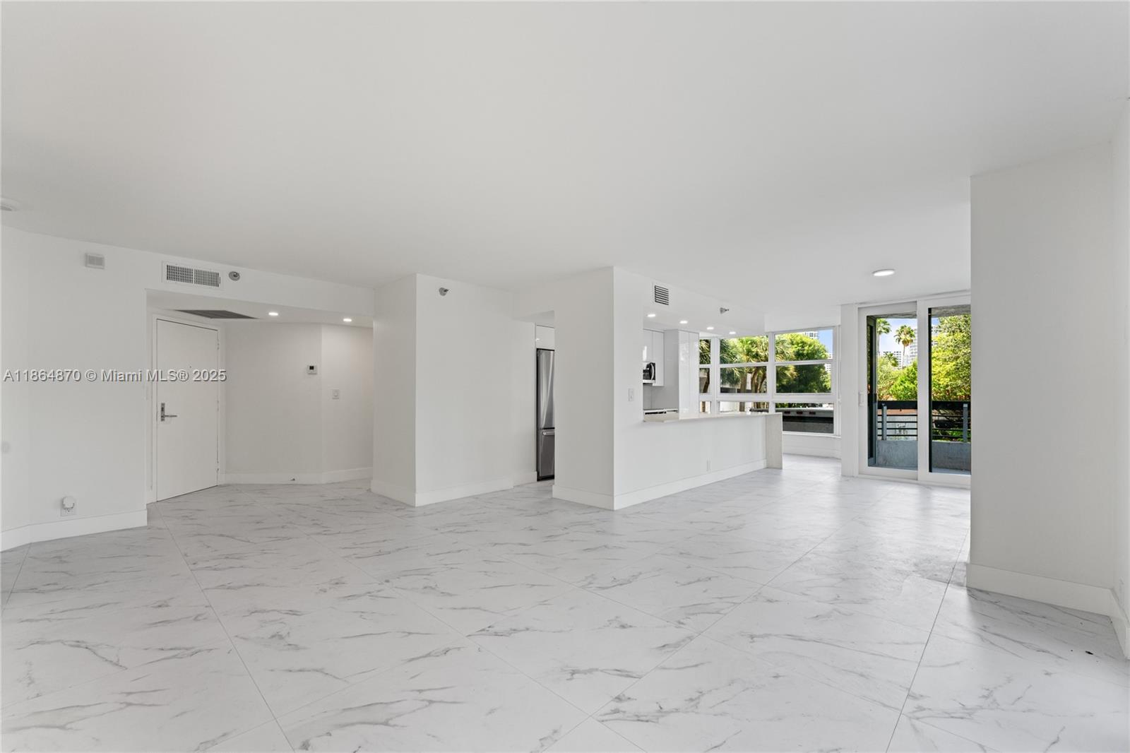 19101 NE 36th Ct # 206