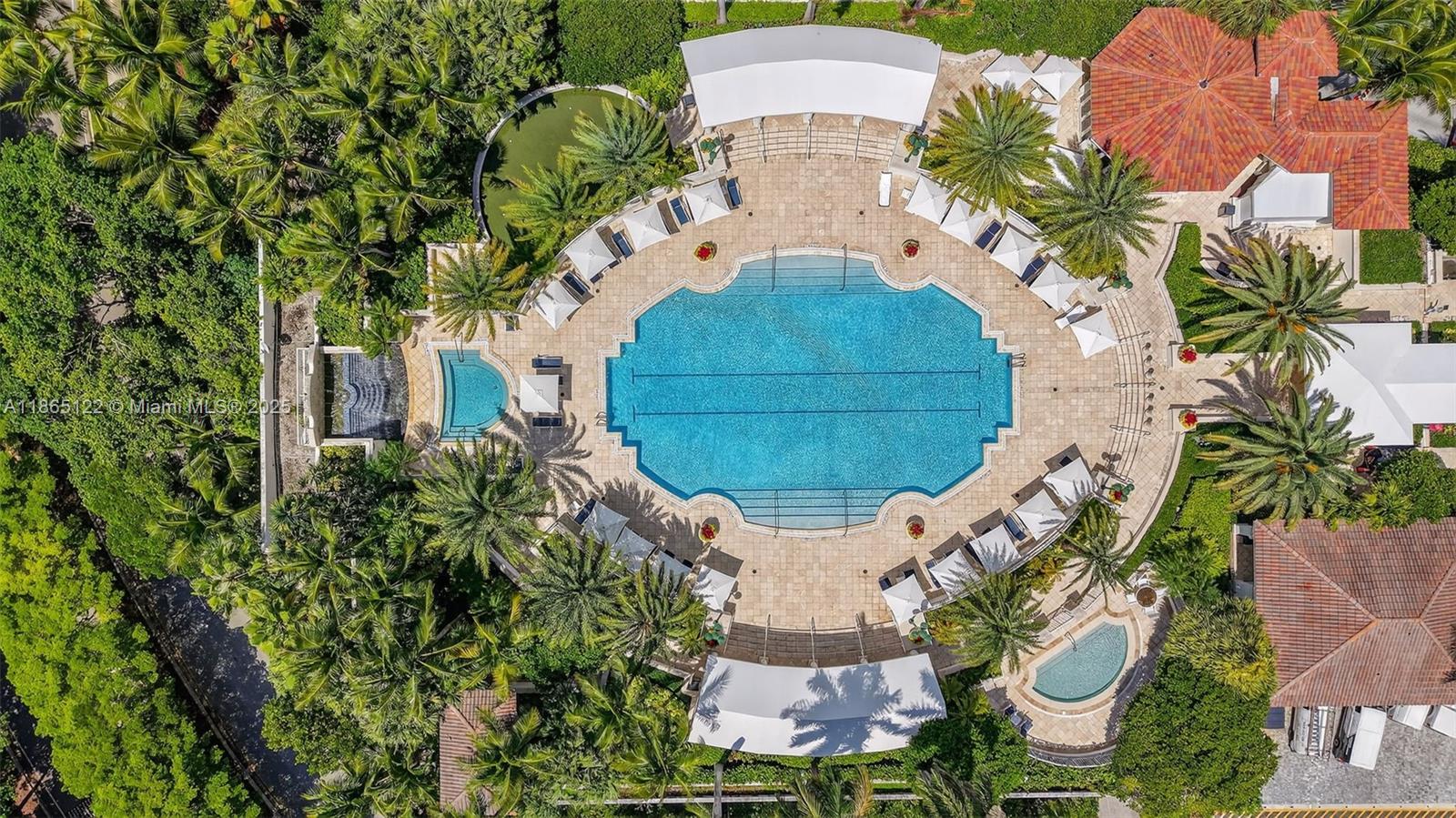 6000 Island Blvd # 707