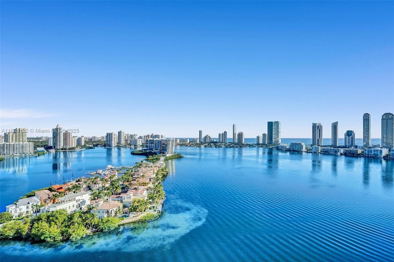 6000 Island Blvd # 707