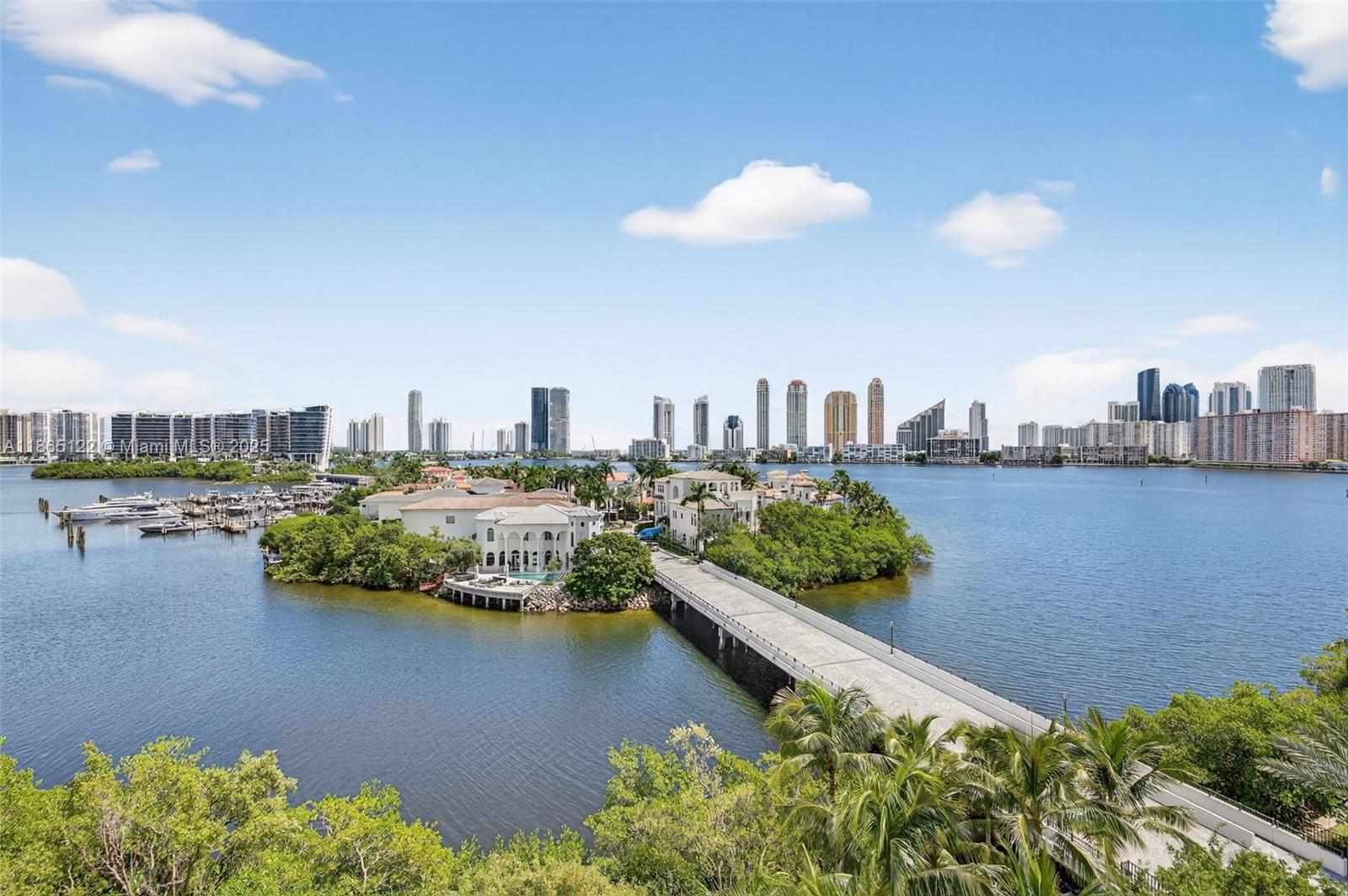 6000 Island Blvd # 707