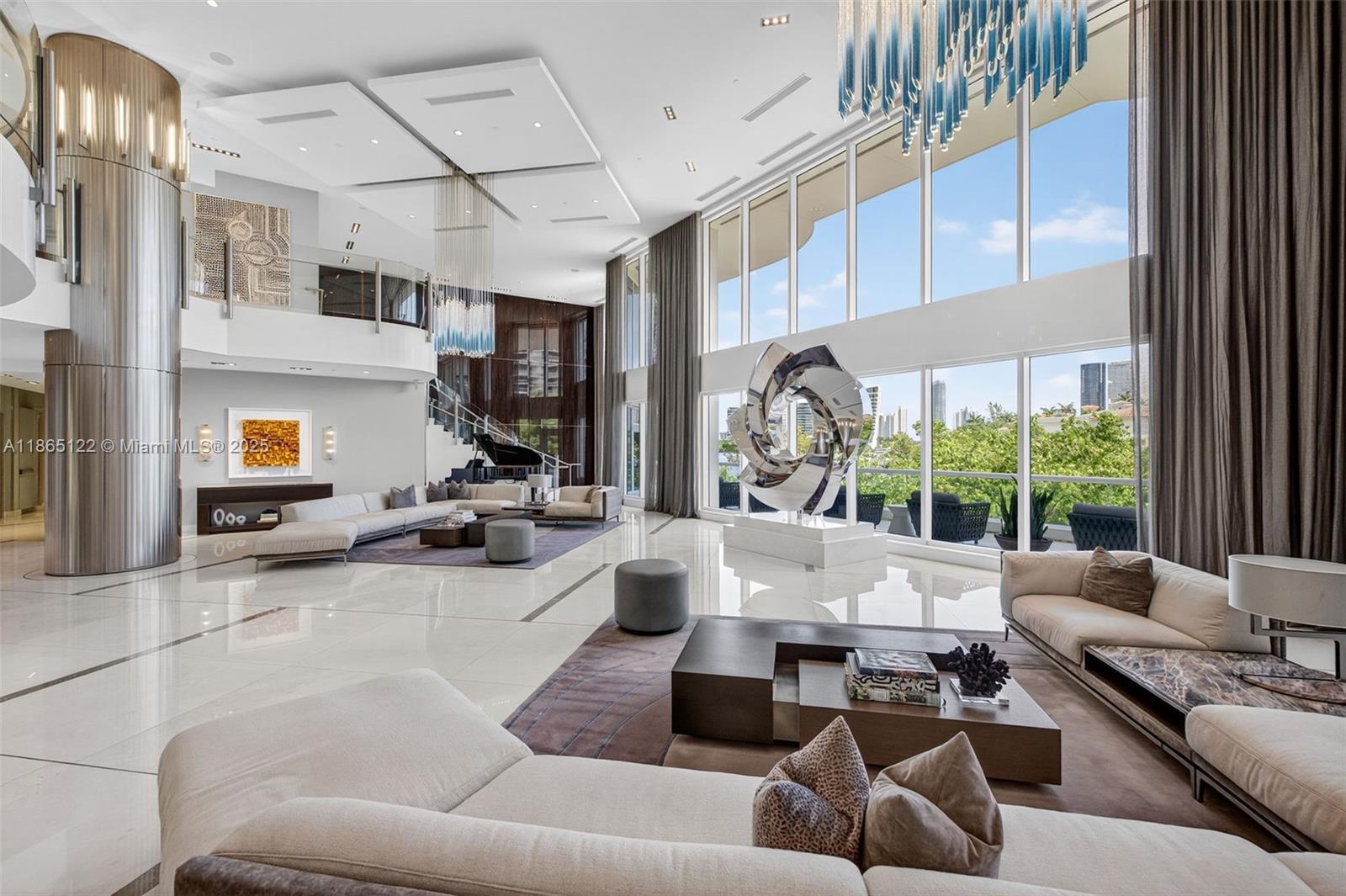 6000 Island Blvd # 707