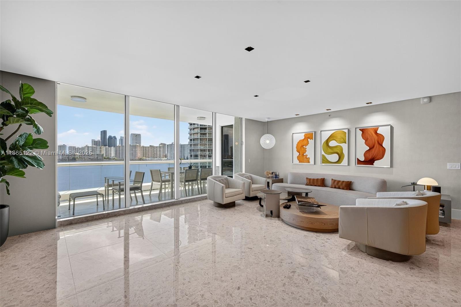 6000 Island Blvd # 707