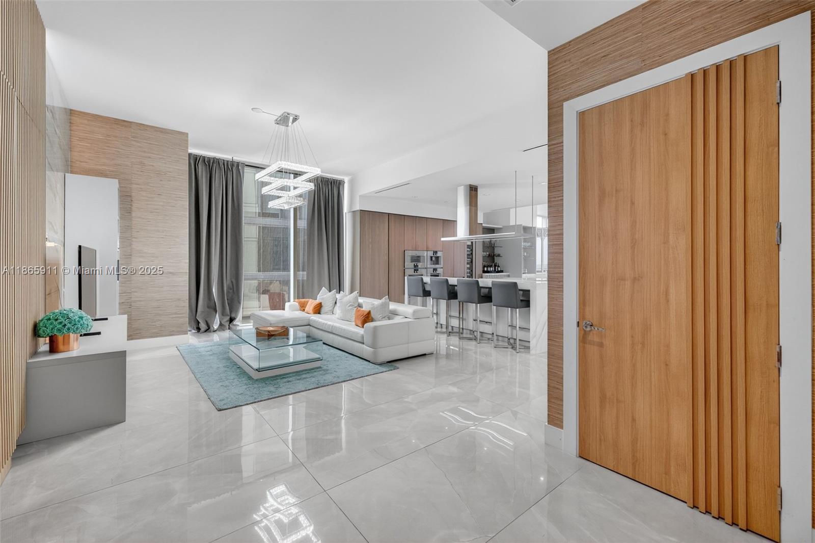 18501 Collins Ave # 501