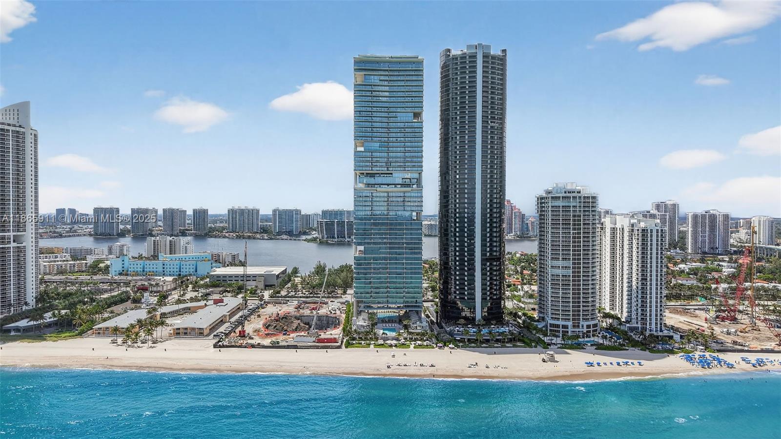 18501 Collins Ave # 501