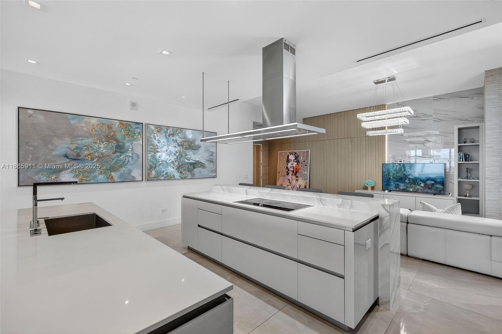 18501 Collins Ave # 501