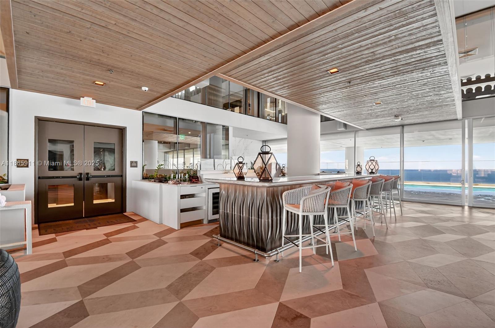 18501 Collins Ave # 501