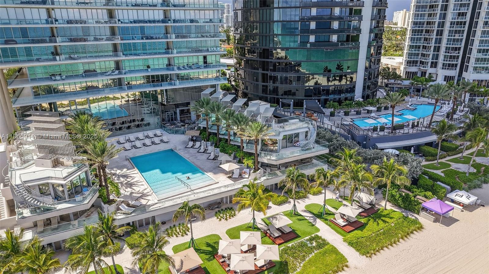 18501 Collins Ave # 501