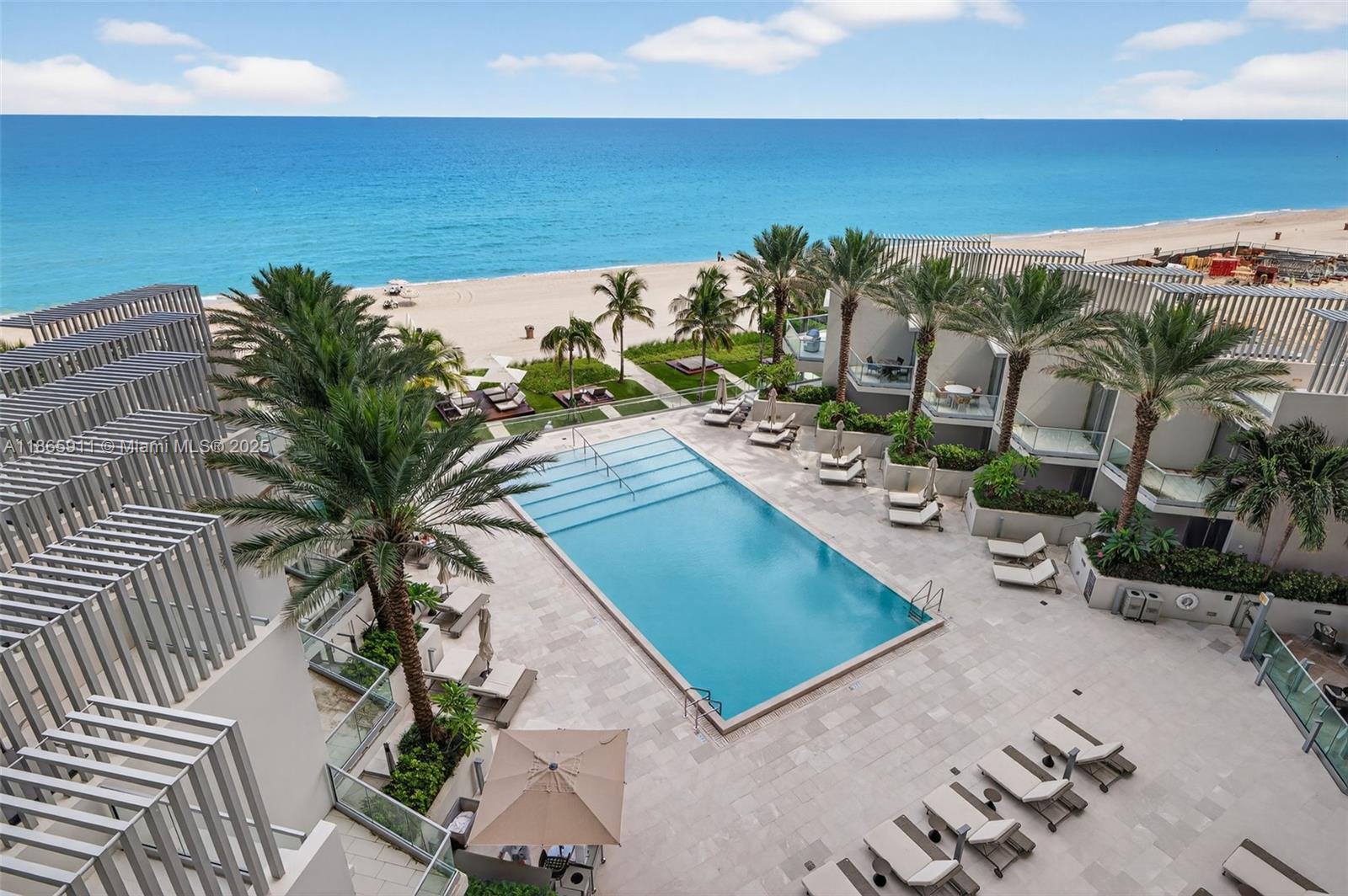 18501 Collins Ave # 501