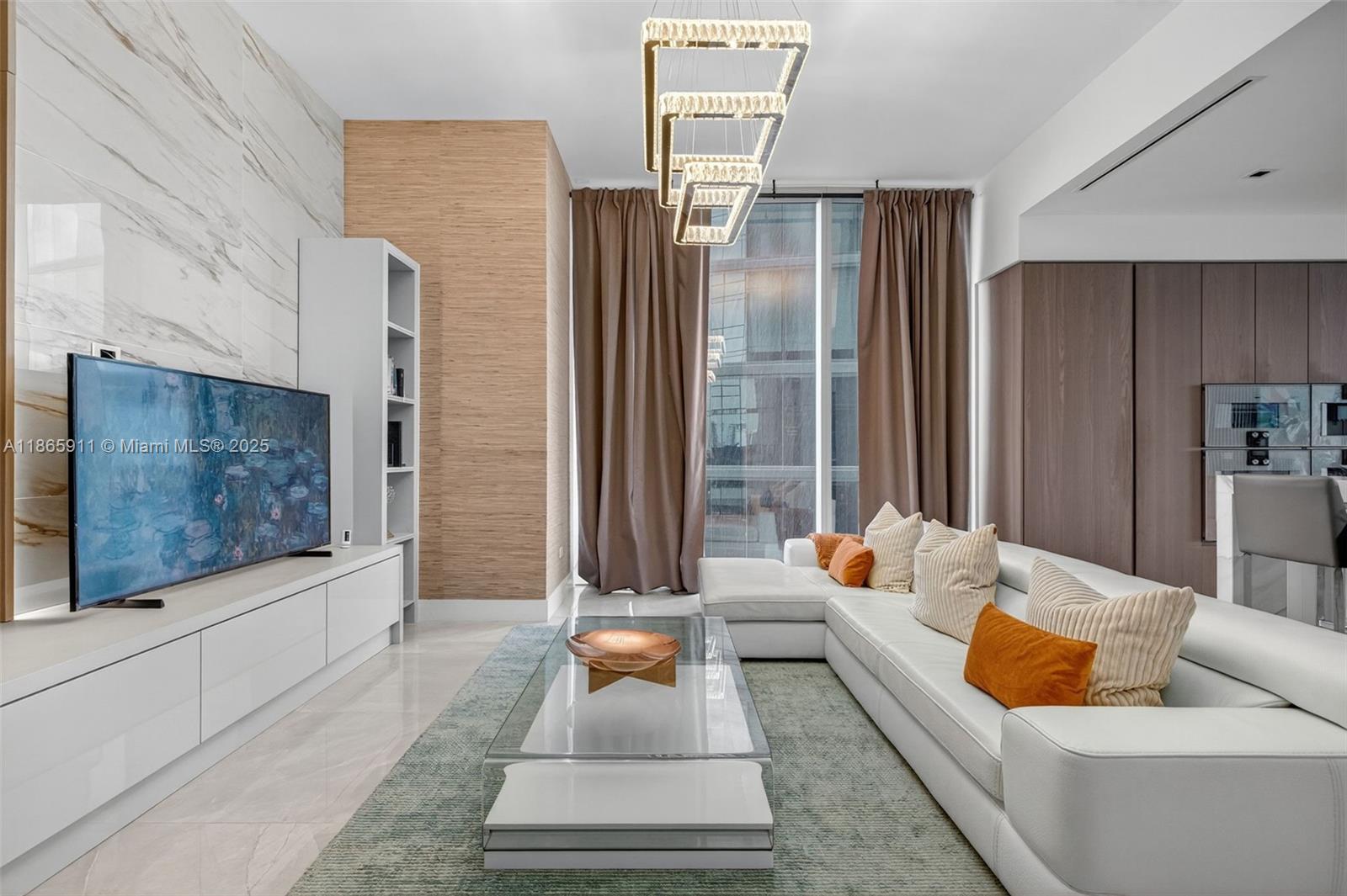 18501 Collins Ave # 501