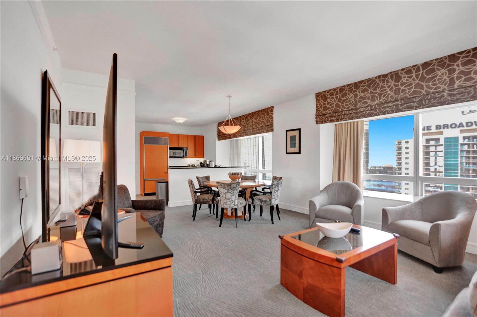 1435 Brickell Ave # 3212