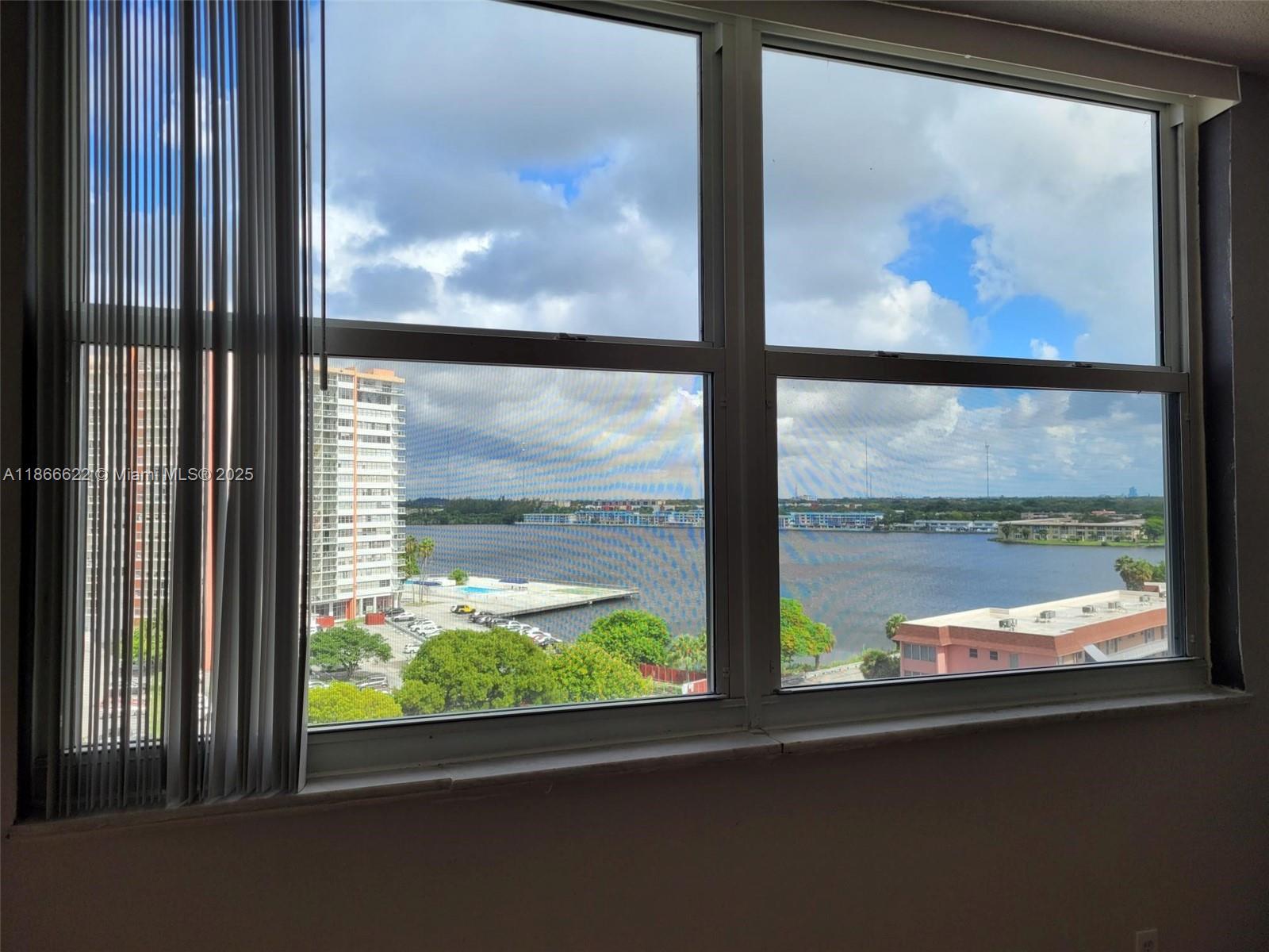 1401 NE Miami Gardens Dr Unit: 993