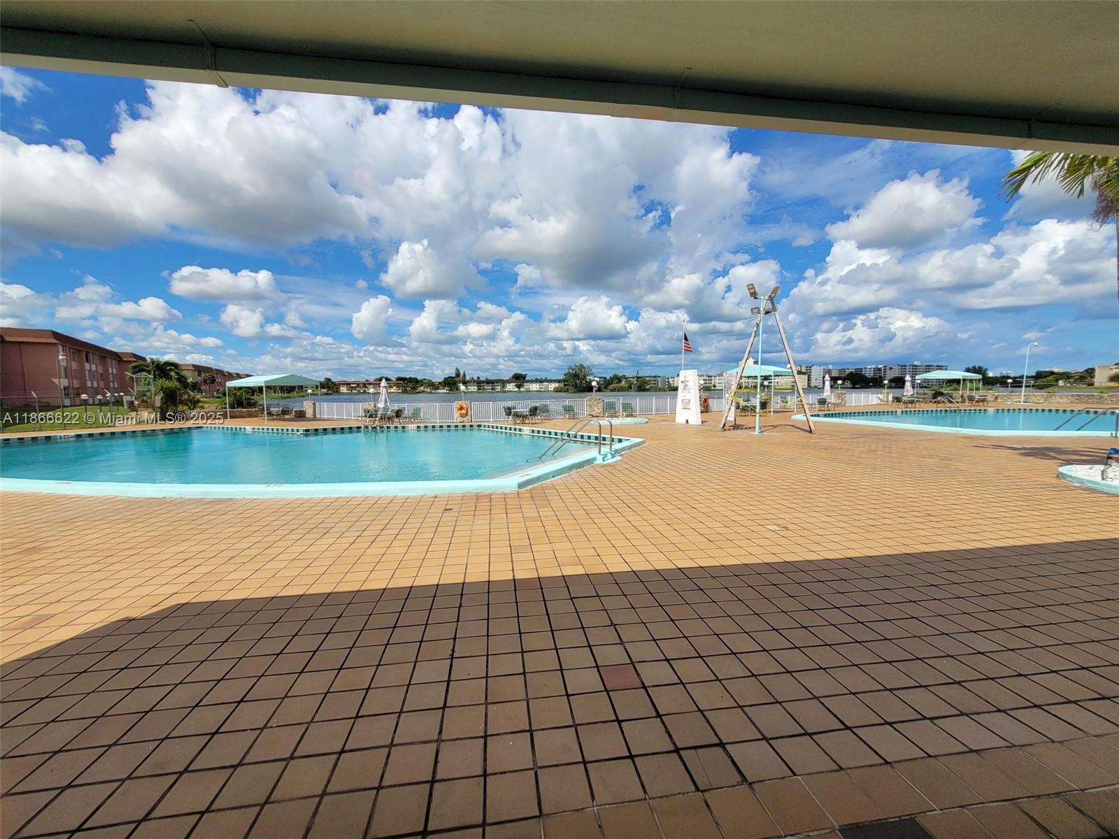 1401 NE Miami Gardens Dr Unit: 993