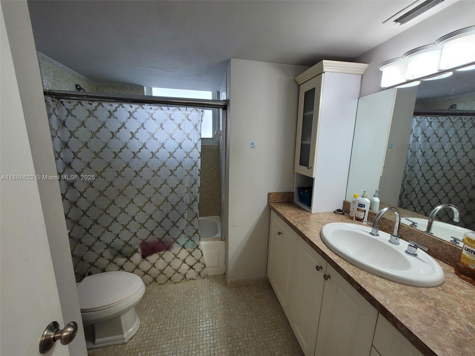 1401 NE Miami Gardens Dr Unit: 993