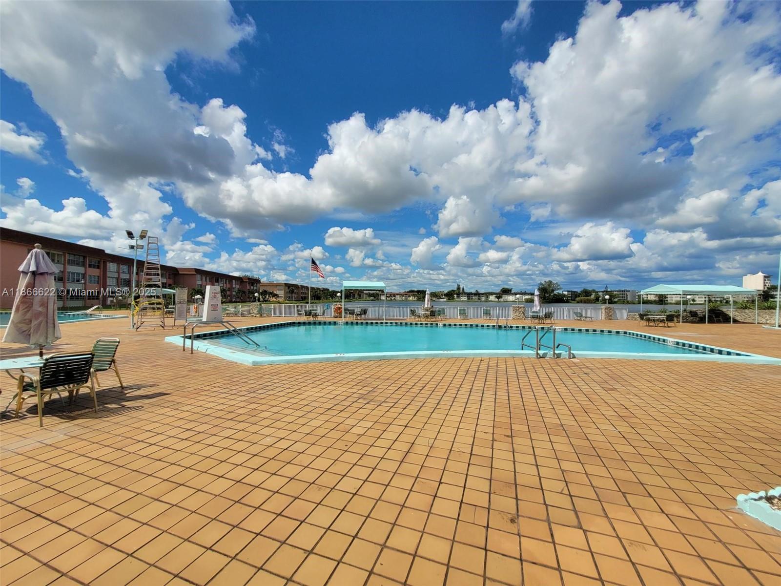 1401 NE Miami Gardens Dr Unit: 993