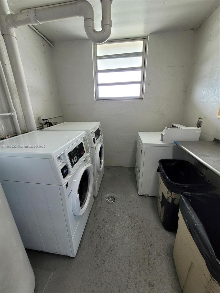 1401 NE Miami Gardens Dr Unit: 993