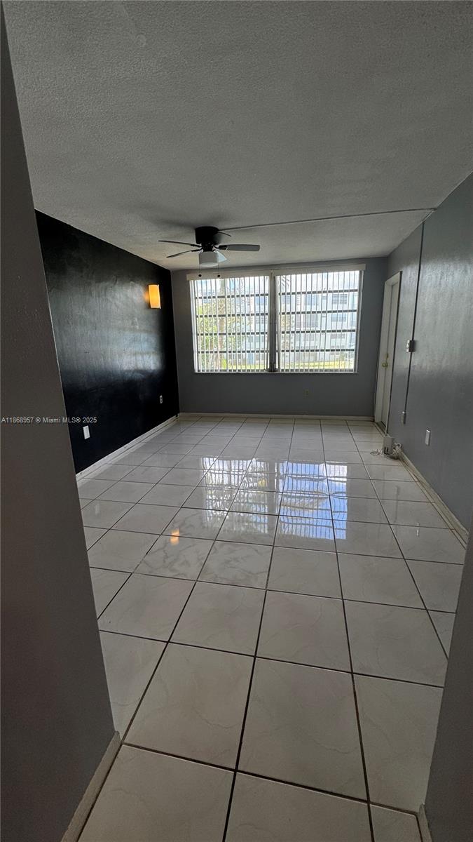 1701 NE 191st St # A214