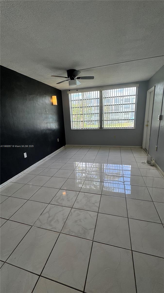 1701 NE 191st St # A214