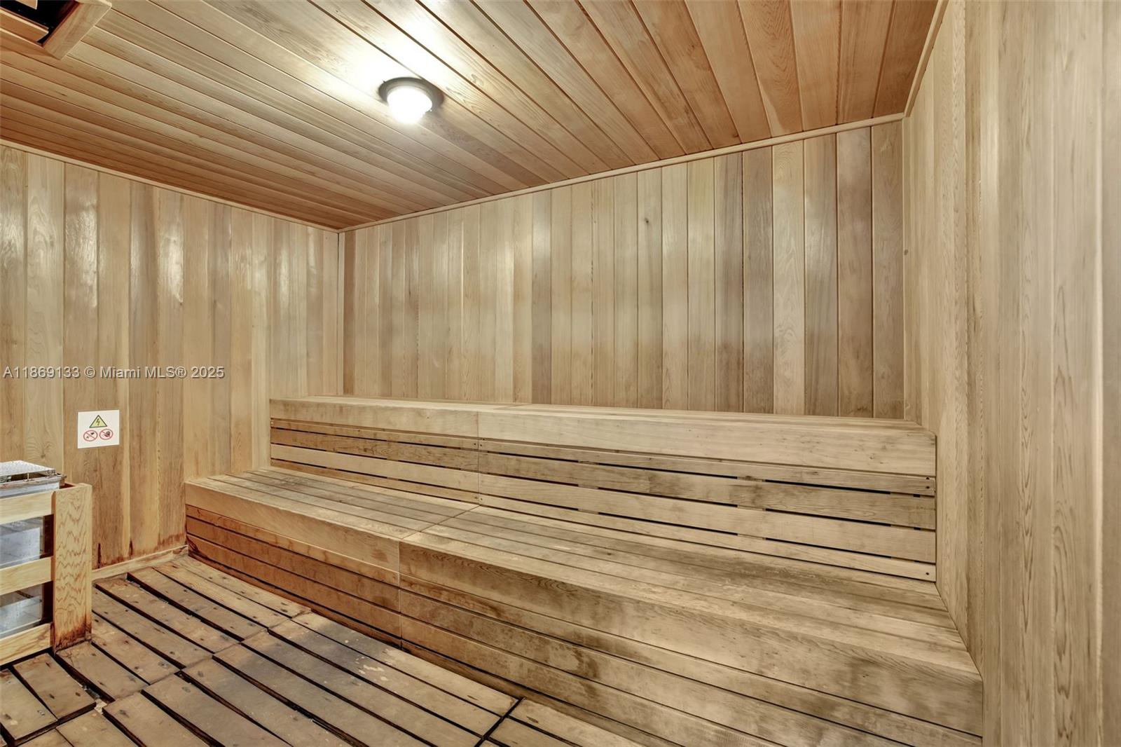 20379 W Country Club Dr # 1639