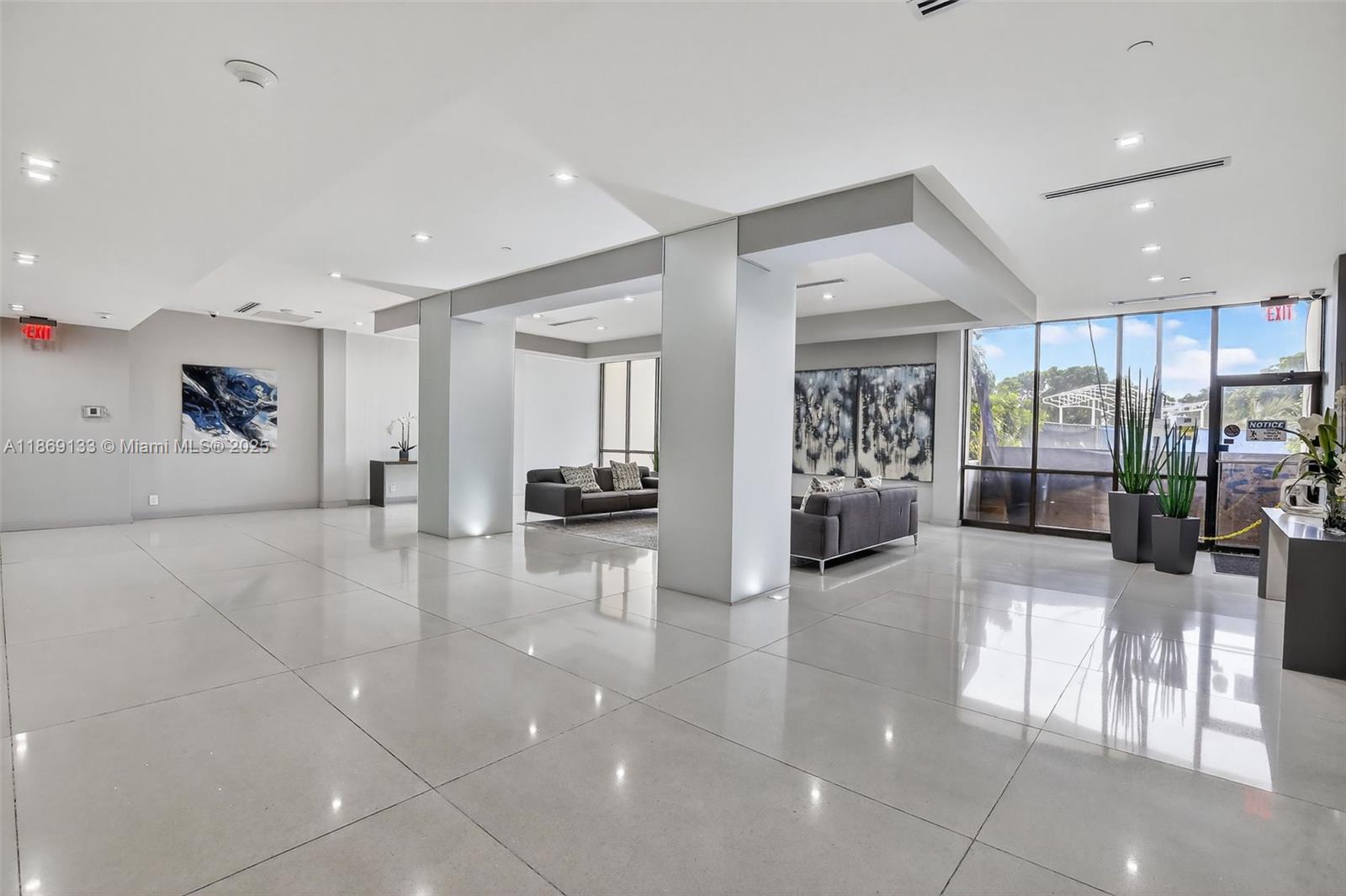 20379 W Country Club Dr # 1639