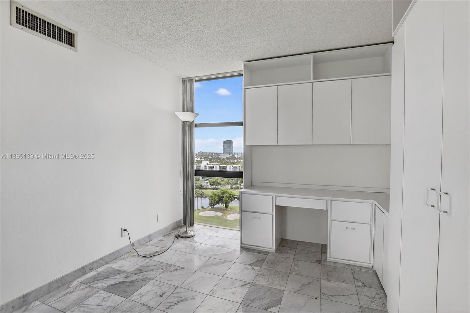 20379 W Country Club Dr # 1639