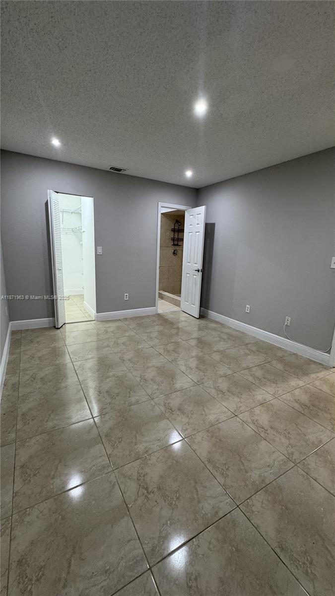 438 NE 210th Cir Ter # 4B Unit: 204-4B