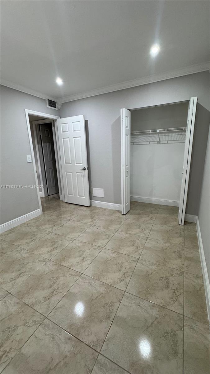 438 NE 210th Cir Ter # 4B Unit: 204-4B