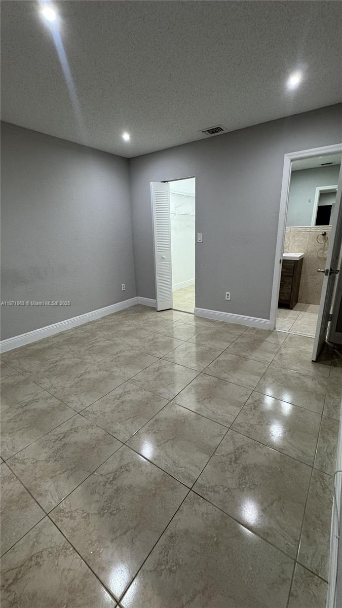 438 NE 210th Cir Ter # 4B Unit: 204-4B