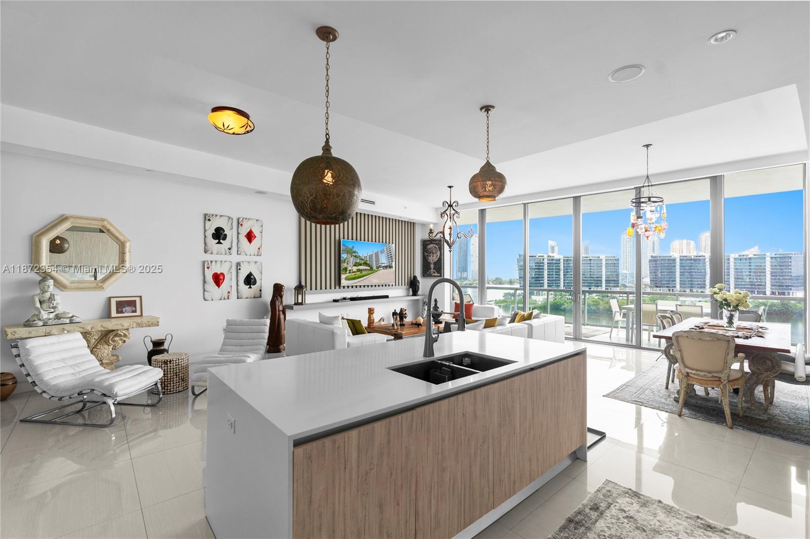 3300 NE 188th St Unit: LPH16