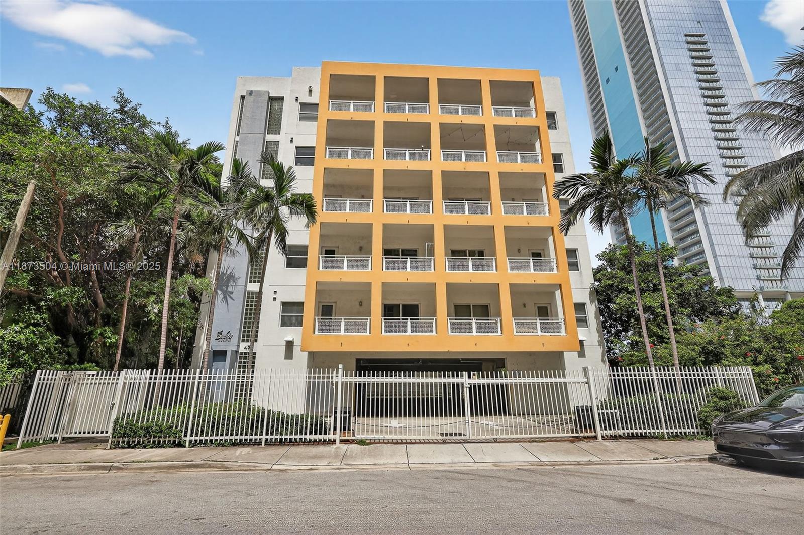 471 NE 25th St # 503