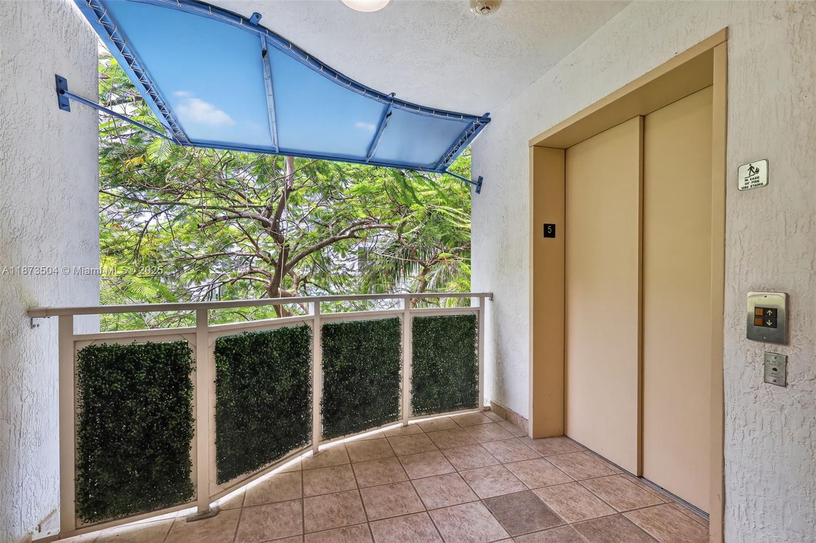 471 NE 25th St # 503