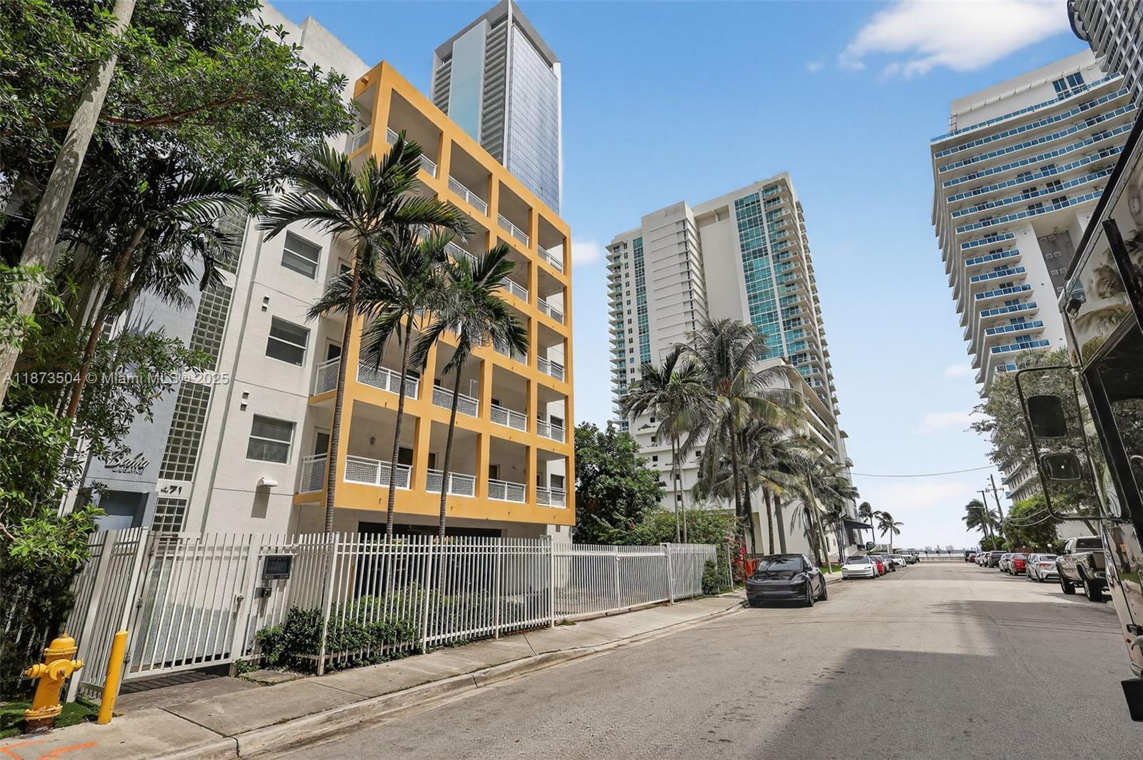 471 NE 25th St # 503