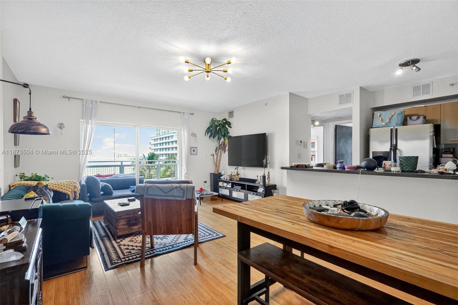 471 NE 25th St # 503