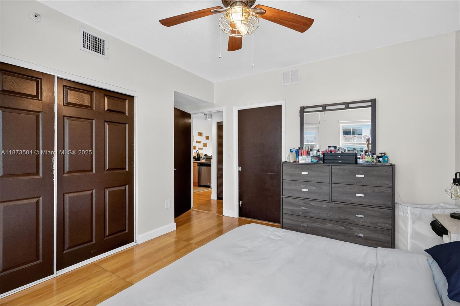 471 NE 25th St # 503