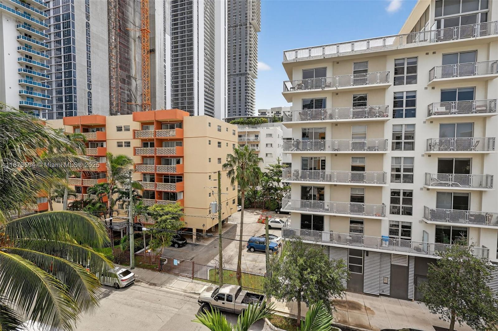 471 NE 25th St # 503