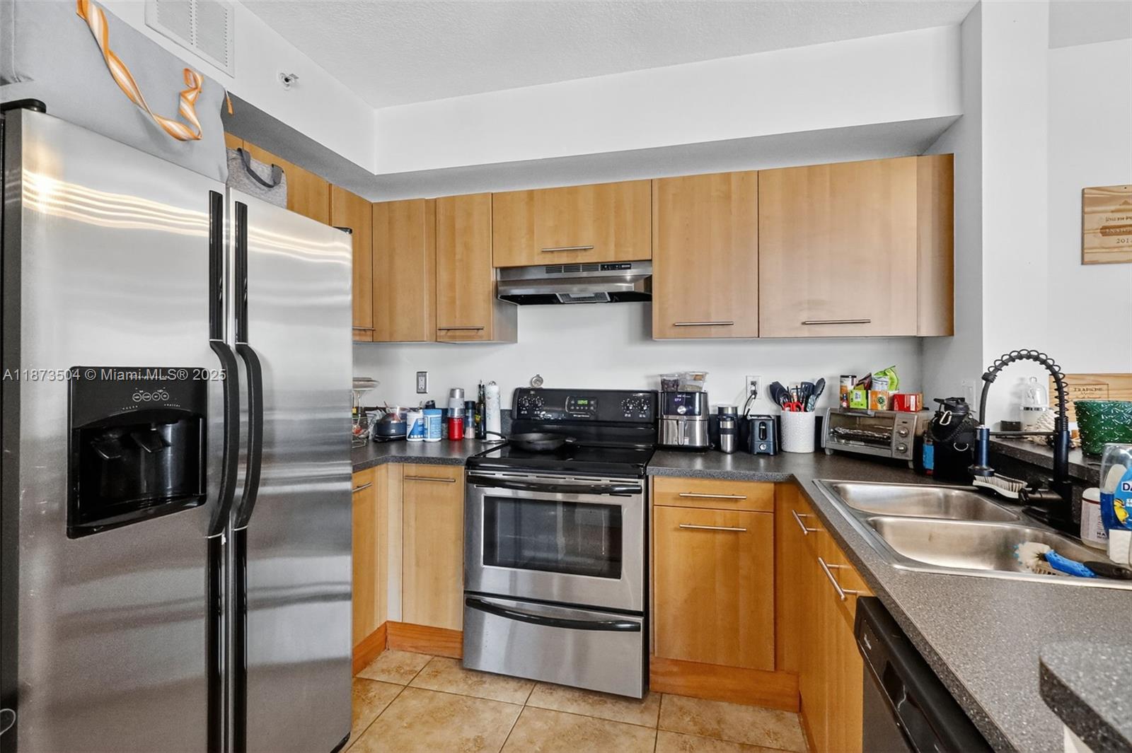 471 NE 25th St # 503