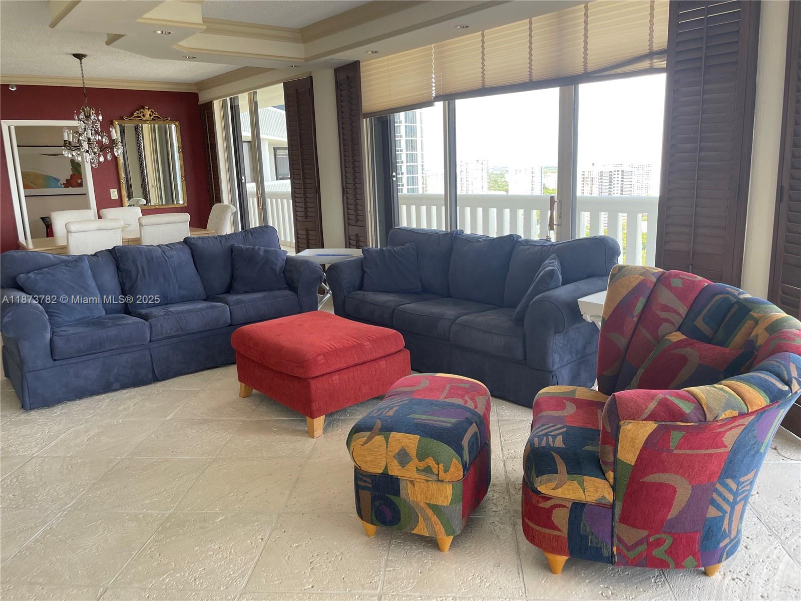 3000 Island Blvd # 2405