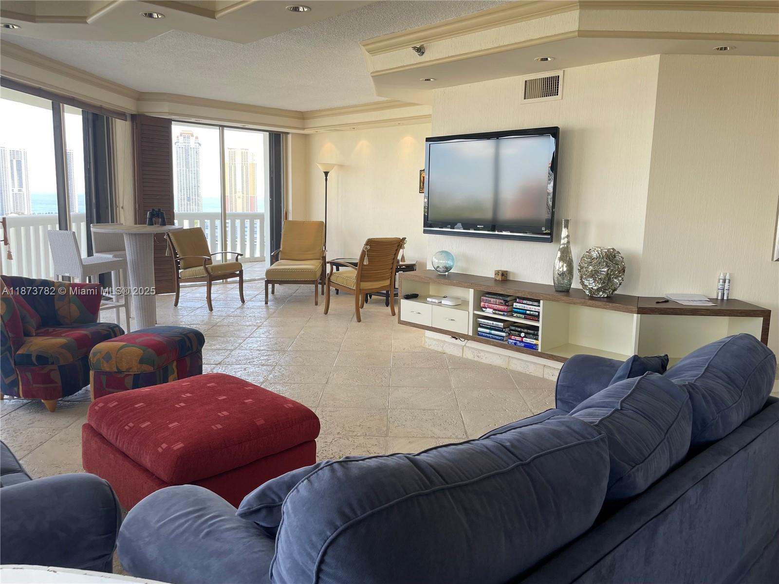 3000 Island Blvd # 2405