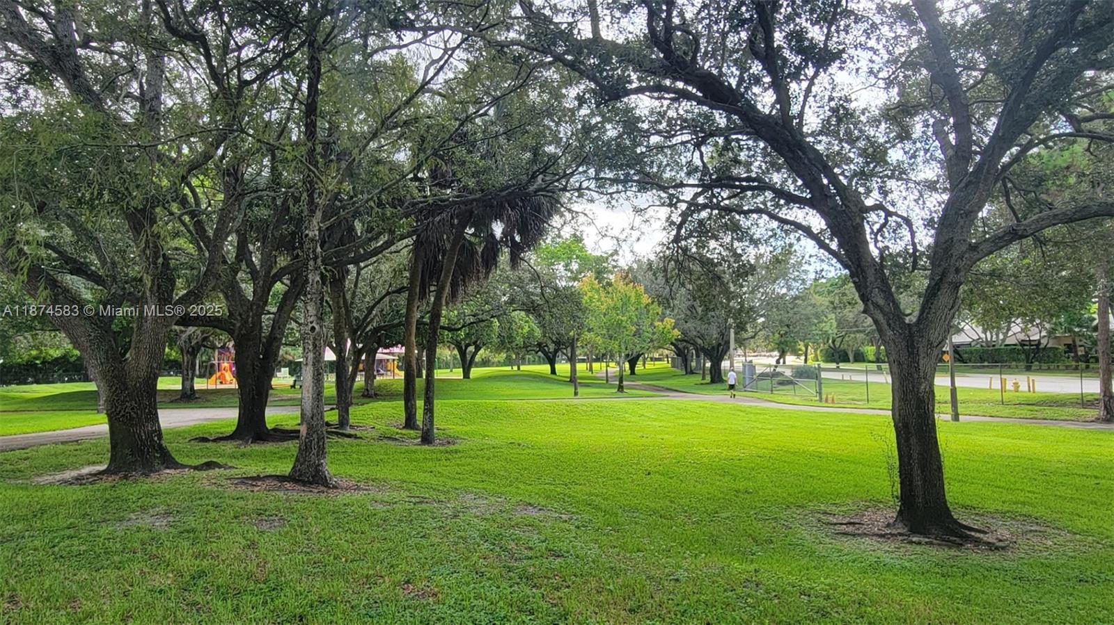 1 Jacaranda Country Club Dr # 104
